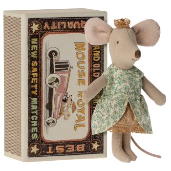 princess mouse, little sister in matchbox